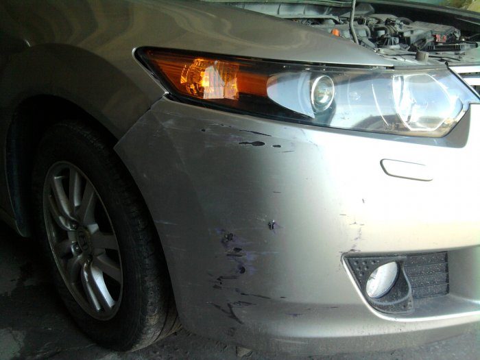 Бампер Honda Accord
